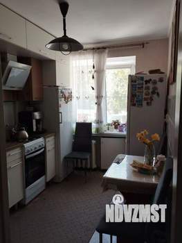 2-к квартира, вторичка, 49м2, 1/9 этаж