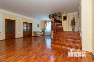 5-к квартира, вторичка, 262м2, 7/9 этаж