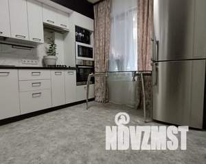 1-к квартира, вторичка, 37м2, 1/5 этаж