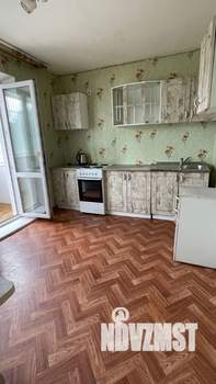 2-к квартира, вторичка, 60м2, 1/10 этаж