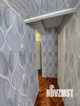 2-к квартира, вторичка, 42м2, 1/5 этаж