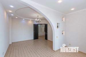 2-к квартира, вторичка, 67м2, 9/9 этаж