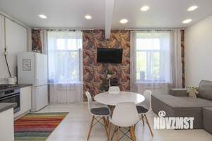 2-к квартира, вторичка, 63м2, 2/2 этаж