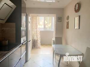2-к квартира, вторичка, 58м2, 1/14 этаж