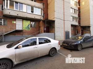 2-к квартира, вторичка, 58м2, 1/9 этаж