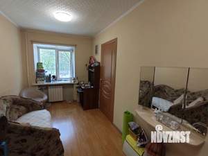 2-к квартира, вторичка, 42м2, 1/5 этаж