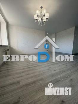 3-к квартира, вторичка, 76м2, 1/10 этаж