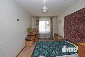 2-к квартира, вторичка, 57м2, 1/10 этаж