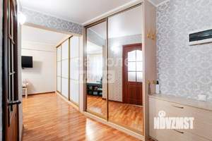 3-к квартира, вторичка, 56м2, 5/5 этаж