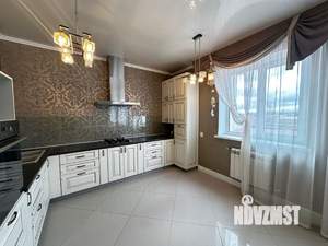 3-к квартира, вторичка, 160м2, 4/4 этаж