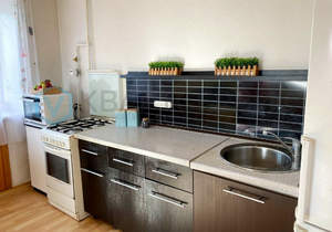 3-к квартира, вторичка, 53м2, 6/9 этаж