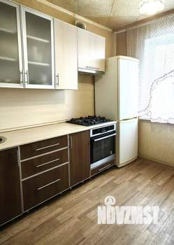 3-к квартира, вторичка, 50м2, 9/9 этаж