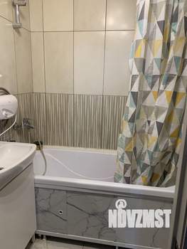 2-к квартира, вторичка, 45м2, 1/9 этаж