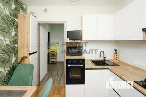2-к квартира, вторичка, 52м2, 10/10 этаж