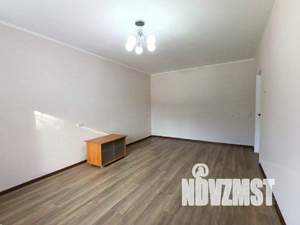 2-к квартира, вторичка, 53м2, 1/9 этаж