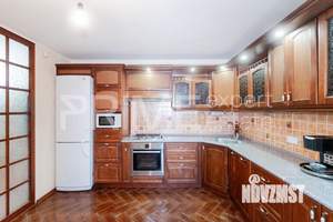 4-к квартира, вторичка, 112м2, 2/5 этаж