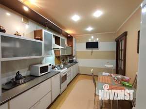 2-к квартира, вторичка, 80м2, 2/6 этаж