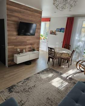 3-к квартира, вторичка, 77м2, 2/4 этаж