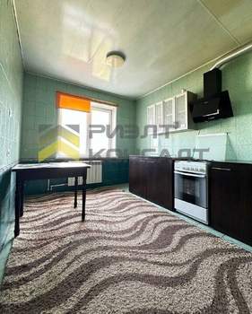 3-к квартира, вторичка, 63м2, 9/9 этаж