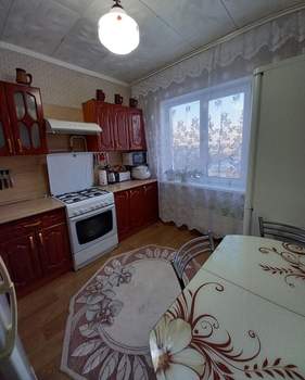 3-к квартира, вторичка, 63м2, 9/9 этаж
