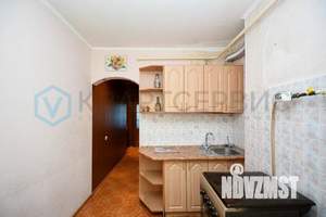 2-к квартира, вторичка, 50м2, 1/9 этаж