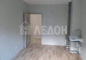 3-к квартира, вторичка, 76м2, 4/10 этаж