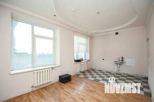 3-к квартира, вторичка, 93м2, 3/3 этаж