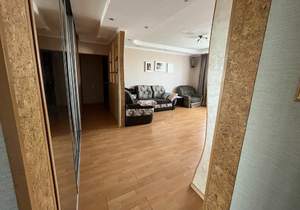 4-к квартира, вторичка, 93м2, 10/10 этаж