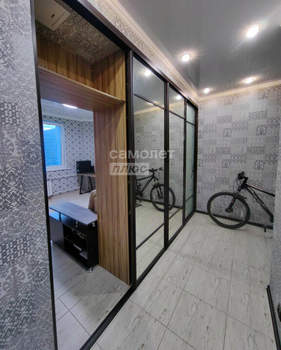 2-к квартира, вторичка, 63м2, 10/17 этаж