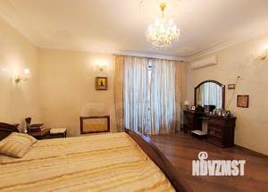 5-к квартира, вторичка, 183м2, 2/5 этаж