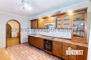 3-к квартира, вторичка, 131м2, 2/5 этаж