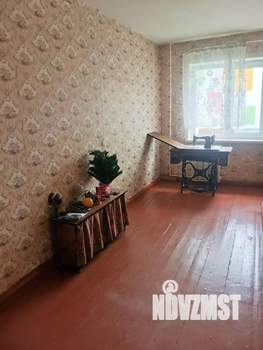 3-к квартира, вторичка, 58м2, 2/5 этаж