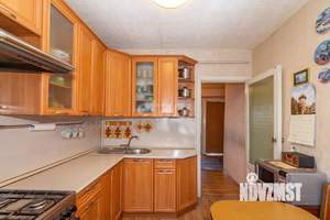 3-к квартира, вторичка, 65м2, 2/9 этаж