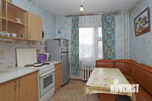 2-к квартира, вторичка, 57м2, 1/10 этаж