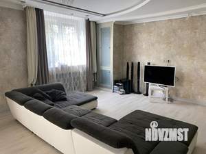 3-к квартира, вторичка, 133м2, 1/4 этаж