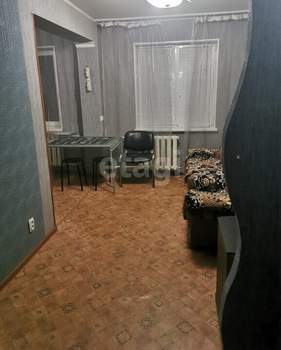 4-к квартира, вторичка, 59м2, 5/5 этаж