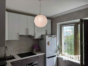2-к квартира, вторичка, 52м2, 1/10 этаж