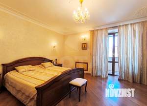 5-к квартира, вторичка, 183м2, 2/5 этаж