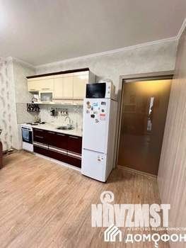 Студия квартира, вторичка, 33м2, 4/10 этаж