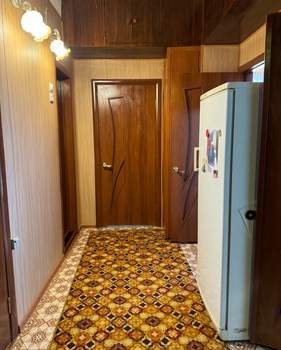 3-к квартира, вторичка, 72м2, 1/2 этаж