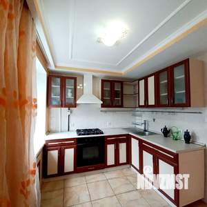 2-к квартира, вторичка, 57м2, 2/5 этаж