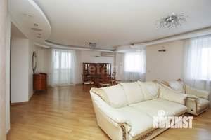 4-к квартира, вторичка, 171м2, 6/8 этаж