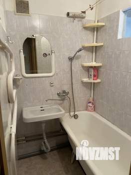 3-к квартира, вторичка, 58м2, 5/5 этаж
