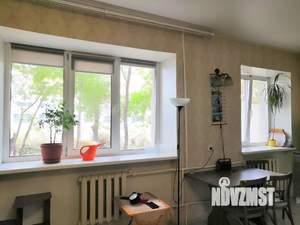 2-к квартира, вторичка, 45м2, 1/4 этаж