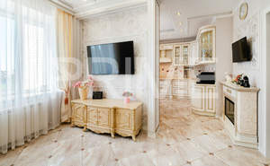 2-к квартира, вторичка, 103м2, 3/5 этаж