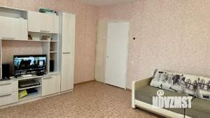 2-к квартира, вторичка, 52м2, 1/10 этаж