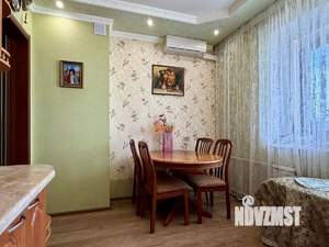 2-к квартира, вторичка, 61м2, 8/10 этаж