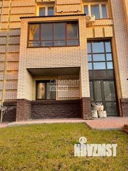 3-к квартира, вторичка, 102м2, 1/13 этаж