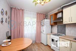 2-к квартира, вторичка, 52м2, 1/6 этаж