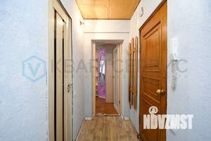 2-к квартира, вторичка, 43м2, 1/5 этаж